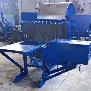 stone fishing machine